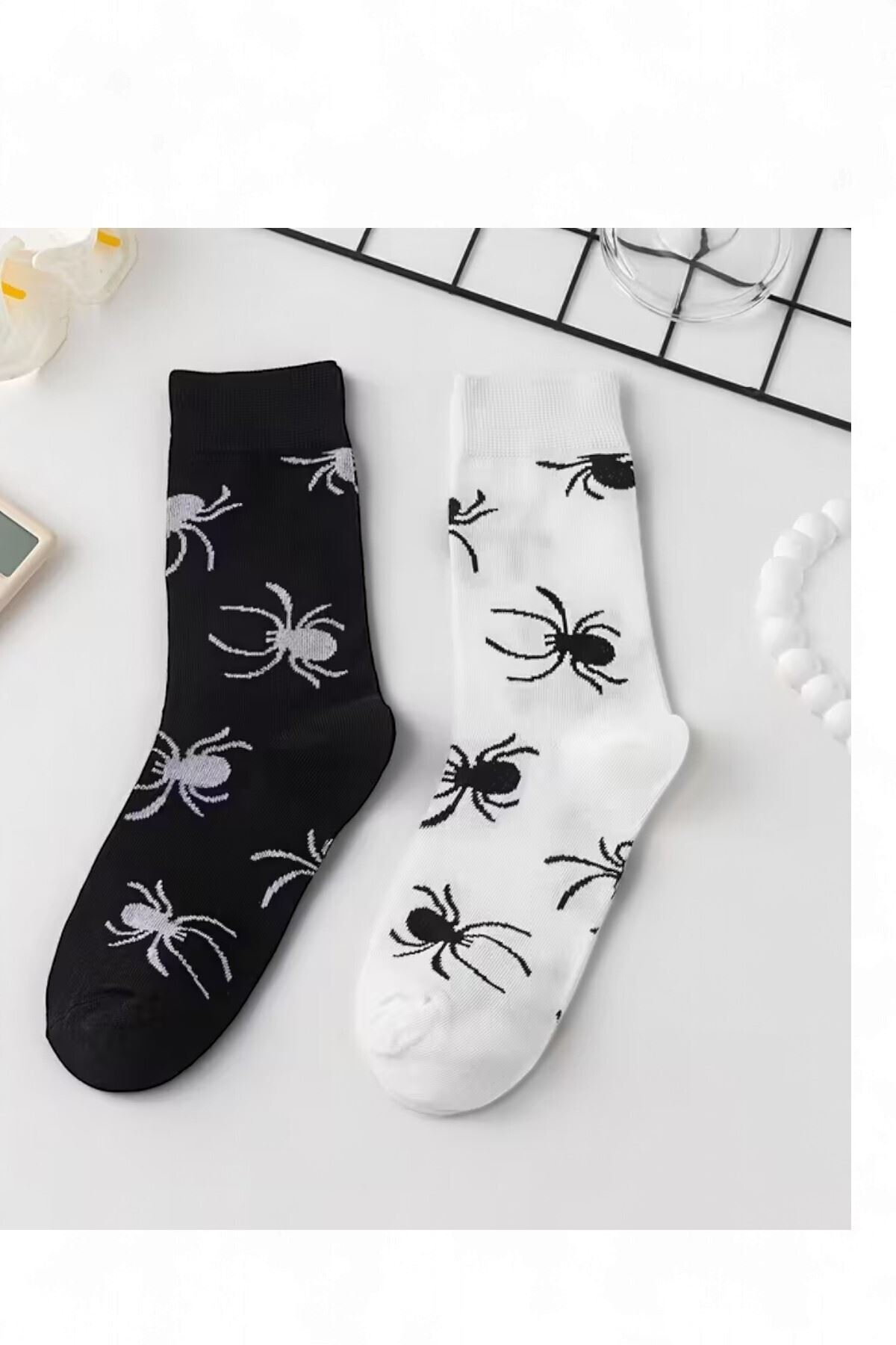 Unisex 4 Çift Halloween Örümcek ve Yarasa Desenli Cadılar Bayramı Temalı Soket Çorap