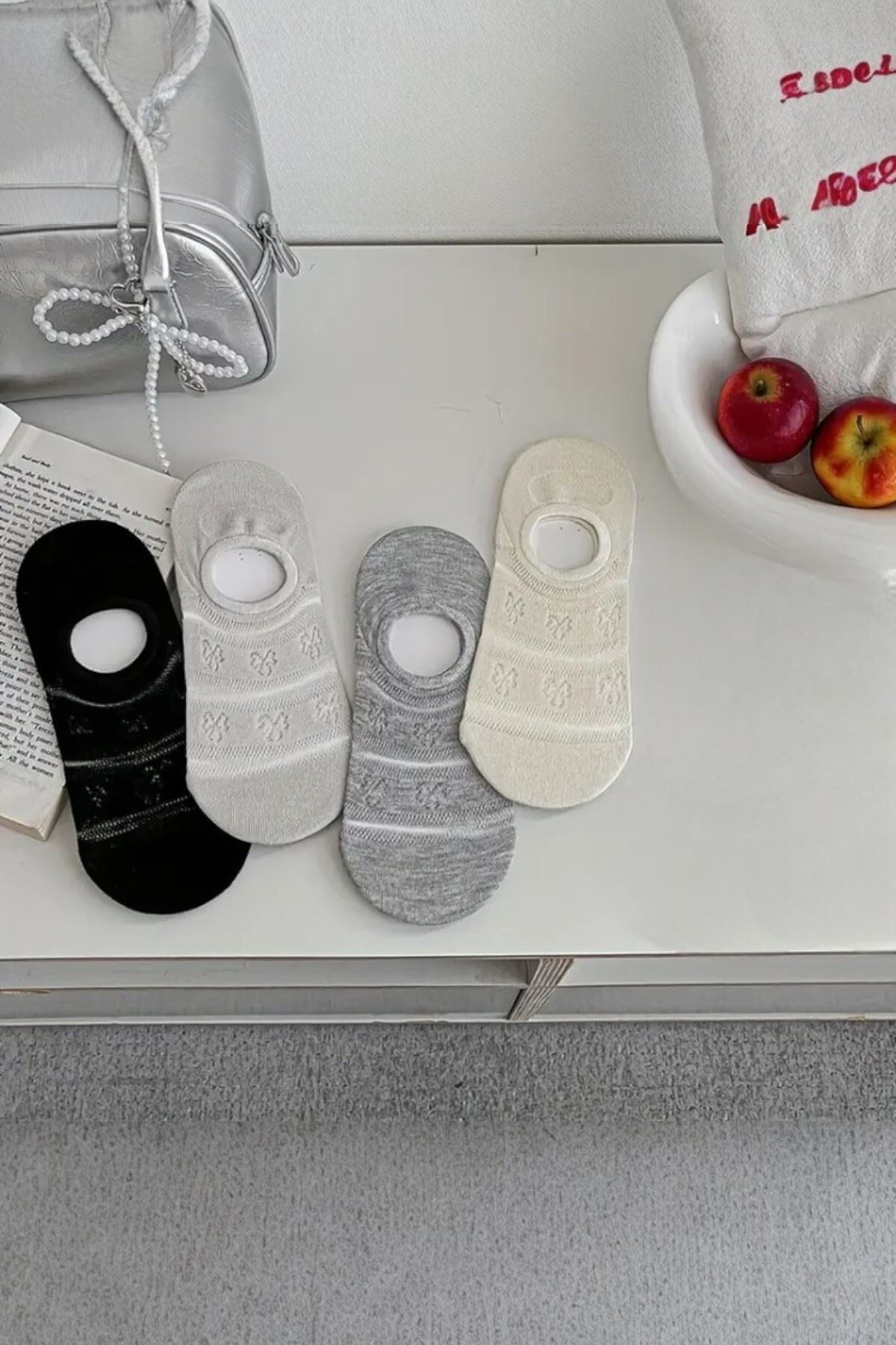 Kadın 4 Çift Premium Kalite Kelebek Desenli Babet Çorap