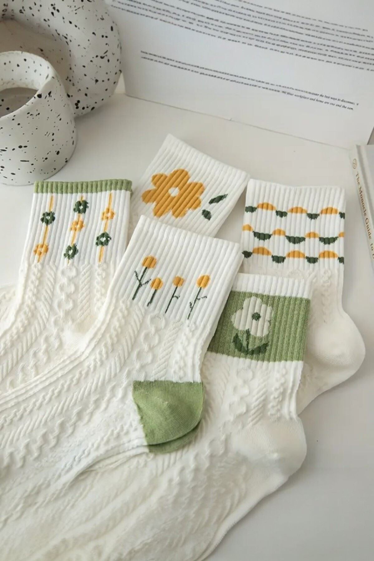 Kadın 5 Çift Premium Kalite Yeşil Çiçek Desenli Soket Çorap
