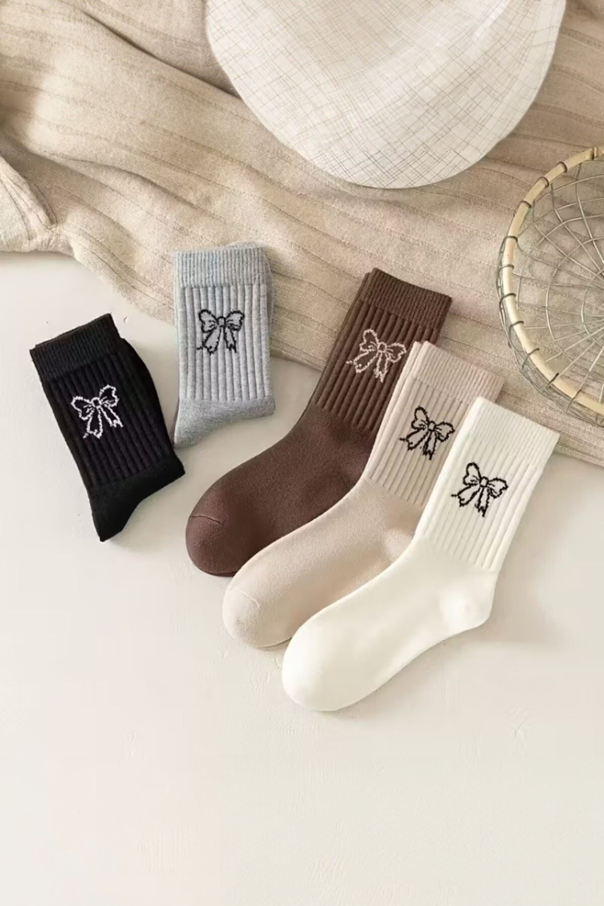 Kadın 5 Çift Premium Kalite Kurdele Desenli Günlük Kullanıma Uygun Kolej Çorap
