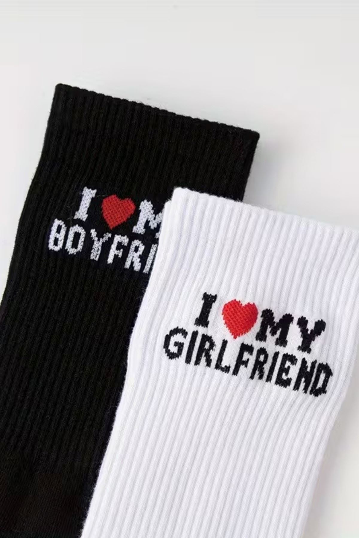 Hitit Socks Unisex 4 Çift Sevgili Çorabı Hediyelik Günlük Kullanıma Uygun Uzun Kolej Çorap