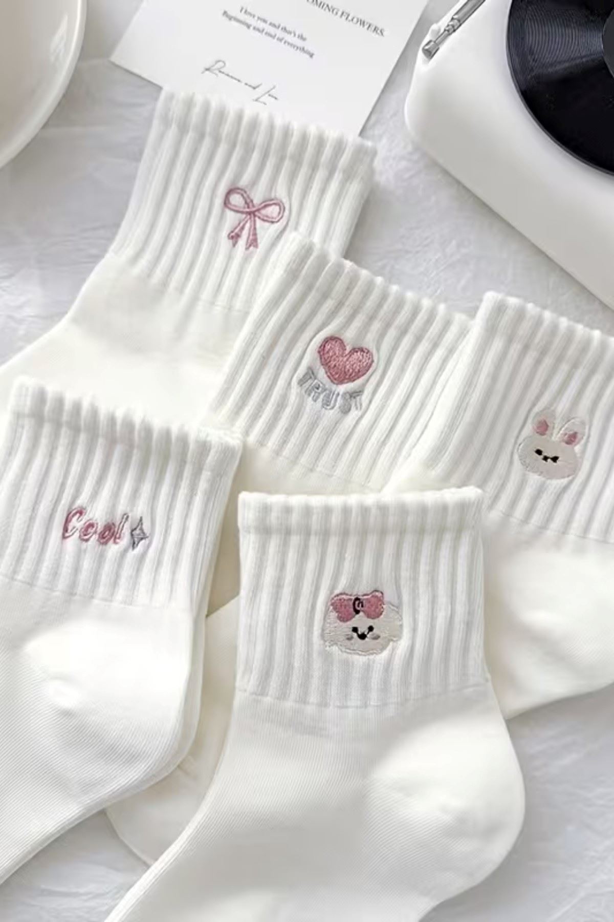 Hitit Socks Kadın 5 Çift Premium Desenli Sevimli Hayvan ve Fiyonklu Kısa Konç Patik Çorap Beyaz