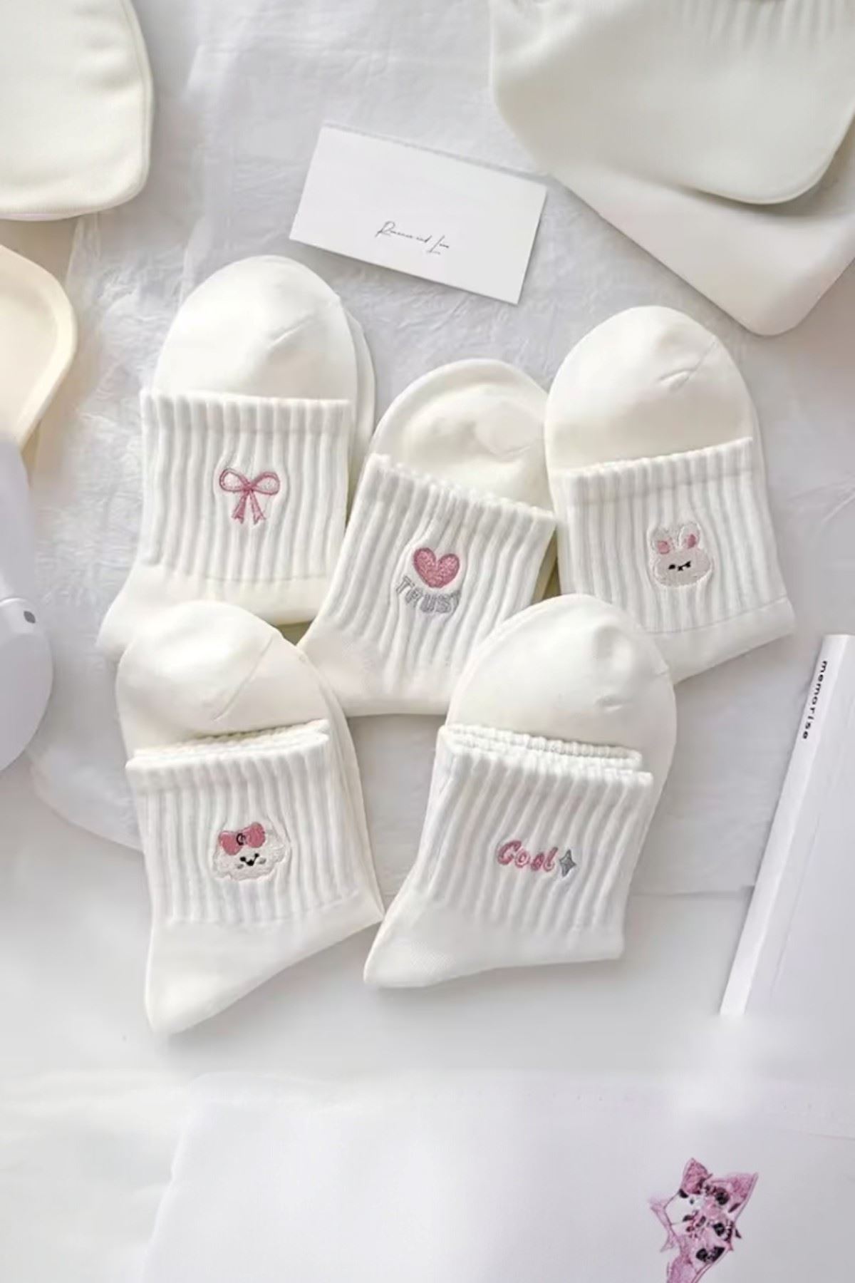 Hitit Socks Kadın 5 Çift Premium Desenli Sevimli Hayvan ve Fiyonklu Kısa Konç Patik Çorap Beyaz