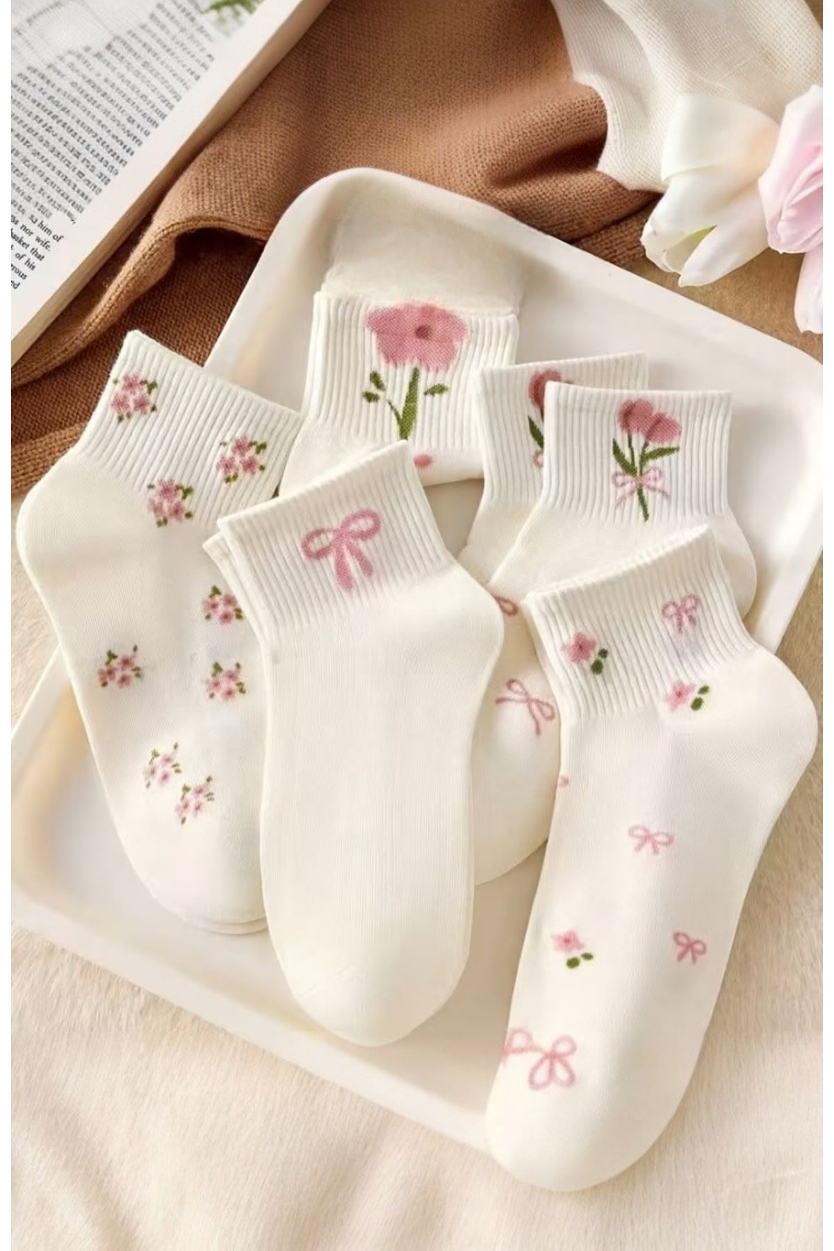 Hitit Socks Kadın 5 Çift Premium Karışık Çiçek Desenli Kısa Patik Çorap Bilek Çorabı Beyaz