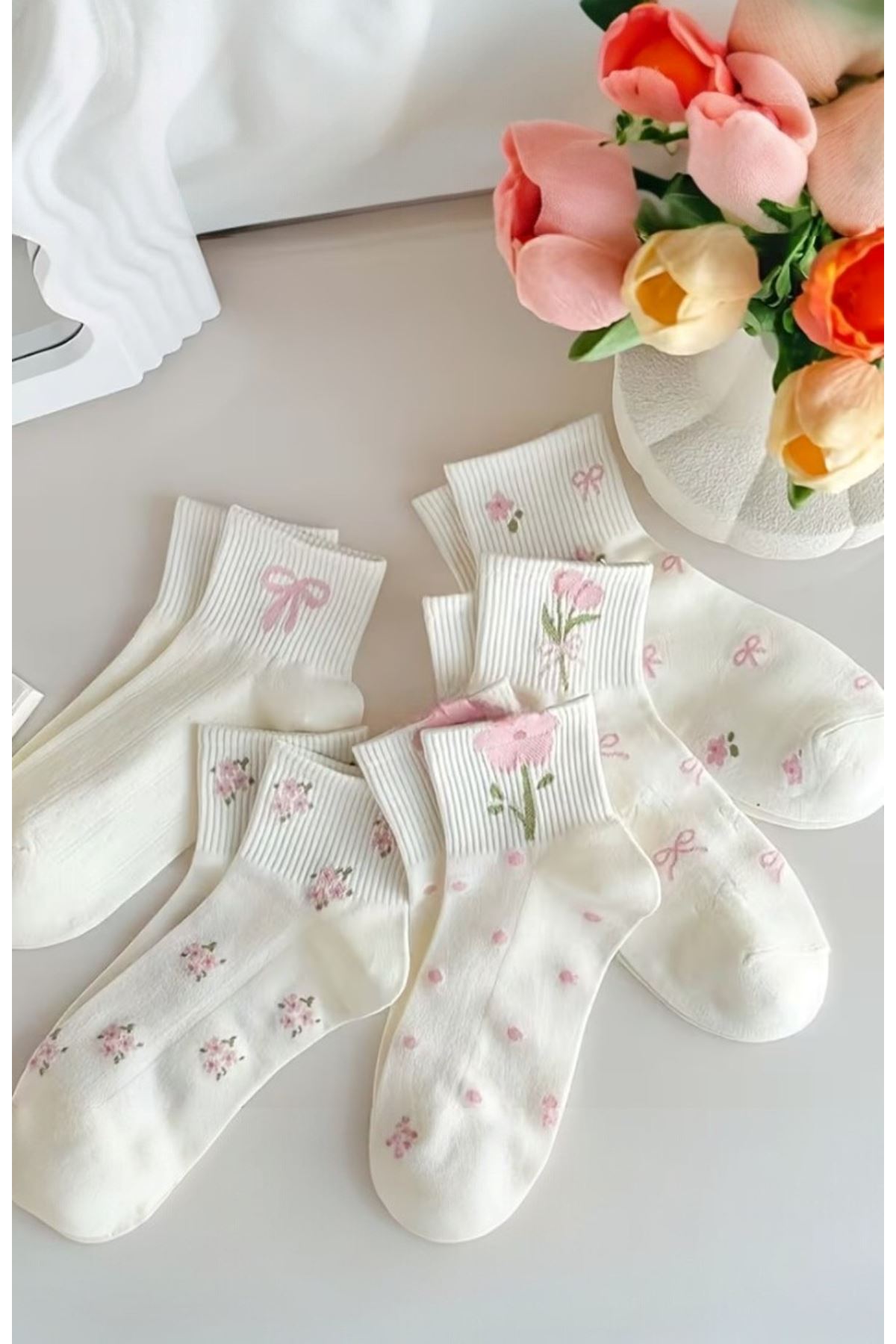 Hitit Socks Kadın 5 Çift Premium Karışık Çiçek Desenli Kısa Patik Çorap Bilek Çorabı Beyaz
