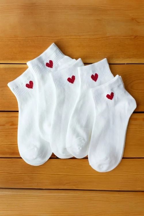 Kadın 8 Çift Pamuklu Günlük Kullanım İçin Kalp Desenli Kısa Patik Çorap Beyaz