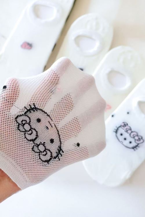 Kadın 5 Çift Yumuşak Nefes Alabilen Karikatür ve Sevimli Kedi Desenli Görünmez Çorap