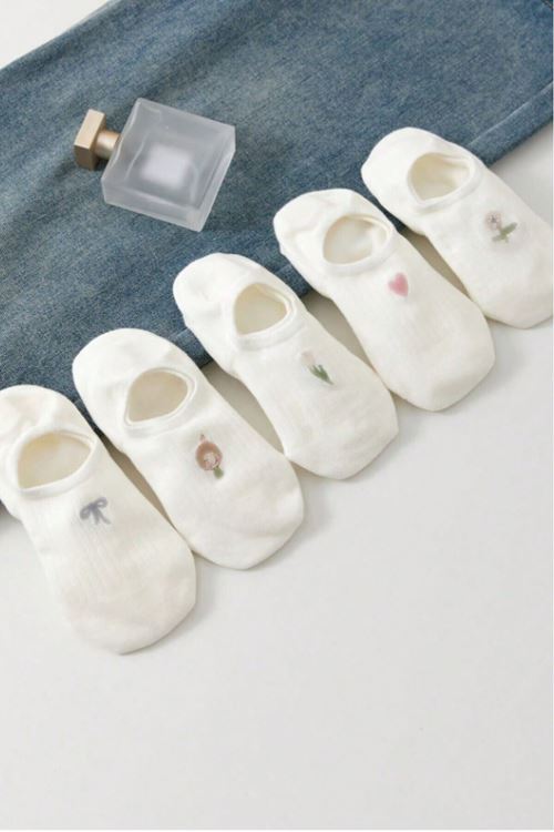 Kadın 5 Çift Premium Fiyonk Çiçek ve Kalp Desenli Babet Çorap Seker Beyazı