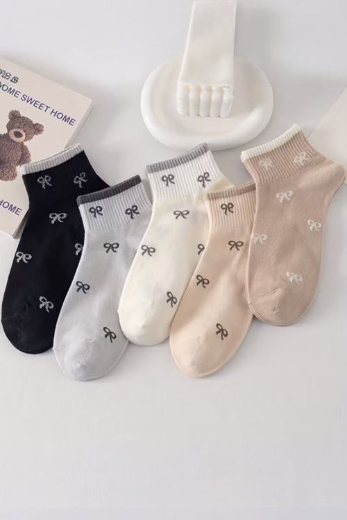 Kadın 5 Çift Premium Kalite Mini Kurdale Desenli Sevimli Kısa Kolej Ayak Bileği Çorabı