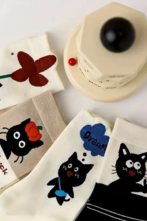 Kadın 4 Çift Premium Kalite Parfümlü Kedi Figürlü Soket Çorap 4 Mevsim