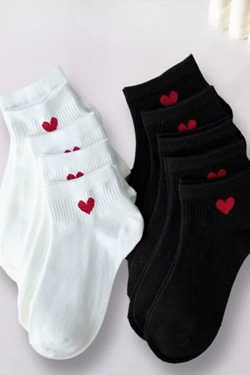 Kadın 8 Çift Pamuklu Günlük Kullanım İçin Kalp Desenli Kısa Patik Çorap Siyah Beyaz