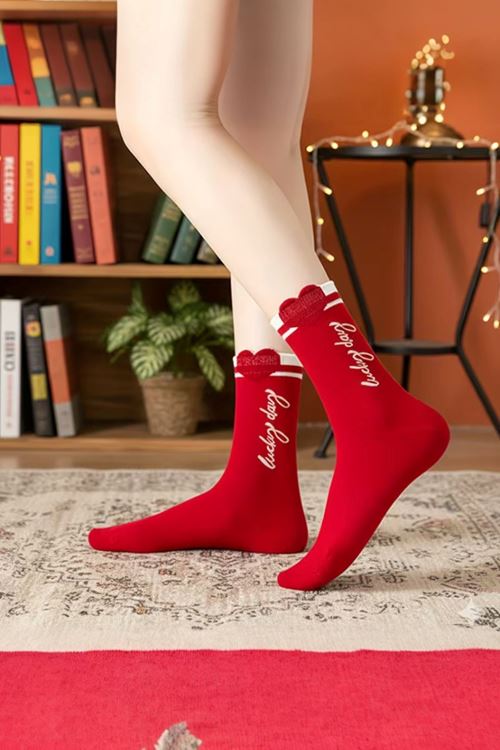 Hitit Socks Kadın 5 Çift Burun ve Taban Takviyeli Premium Sevgiliye Özel Parfümlü Çorap Kırmızı