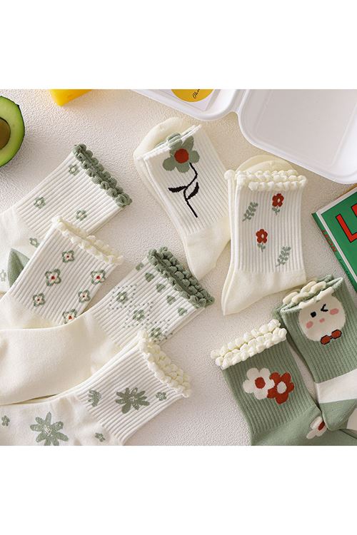 Hitit Socks Kadın 5 Çift Premium Kabartma Desenli Çiçek ve Çizgi Desenli Uzun Soket Çorap Yeşil